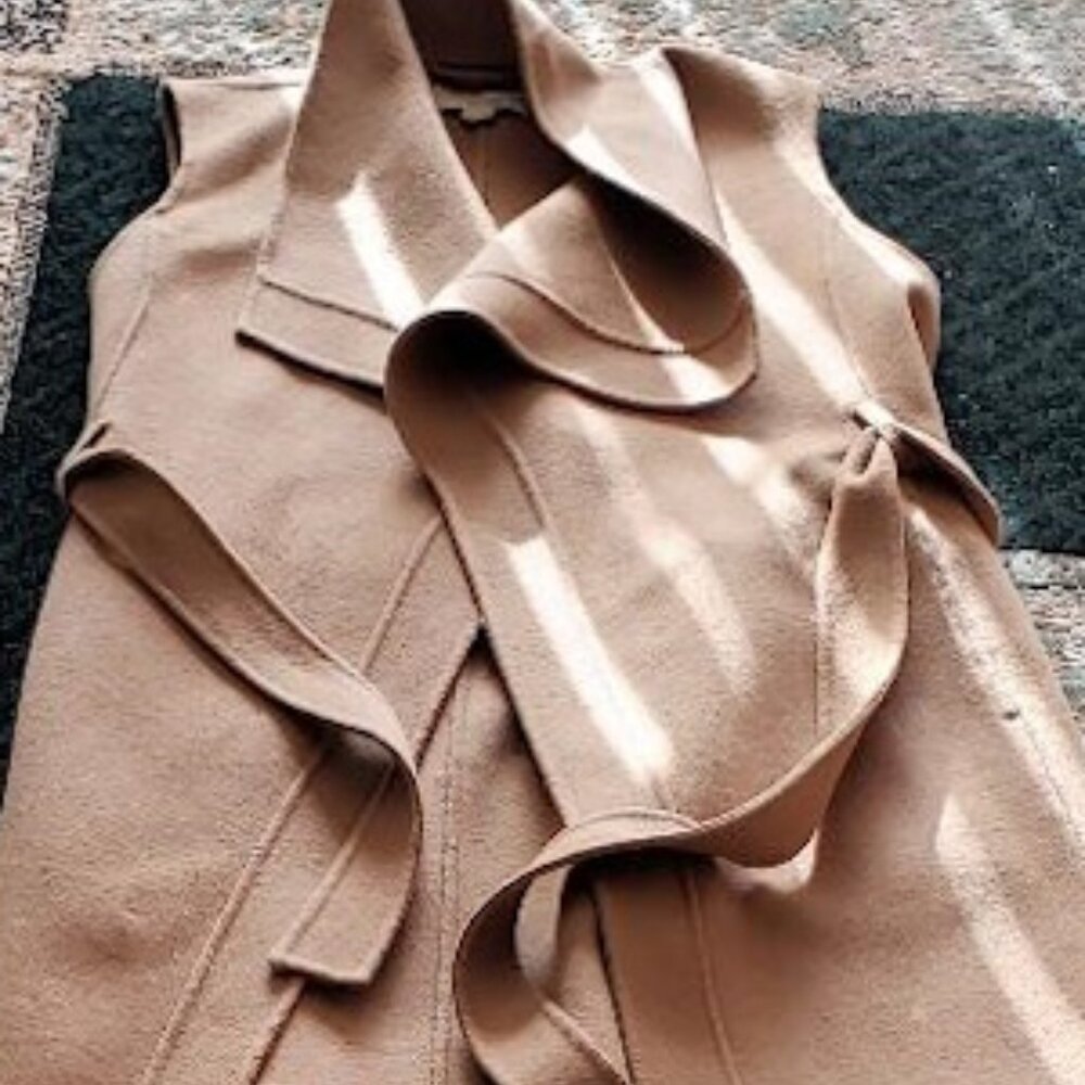 Michael Kors Sleeveless Long Jacket
